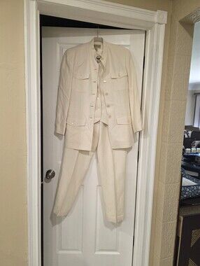 Jones New York Women Suite Cream Three-Piece Suit